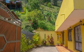 Hermosa casa de campo en GUATAPÉ