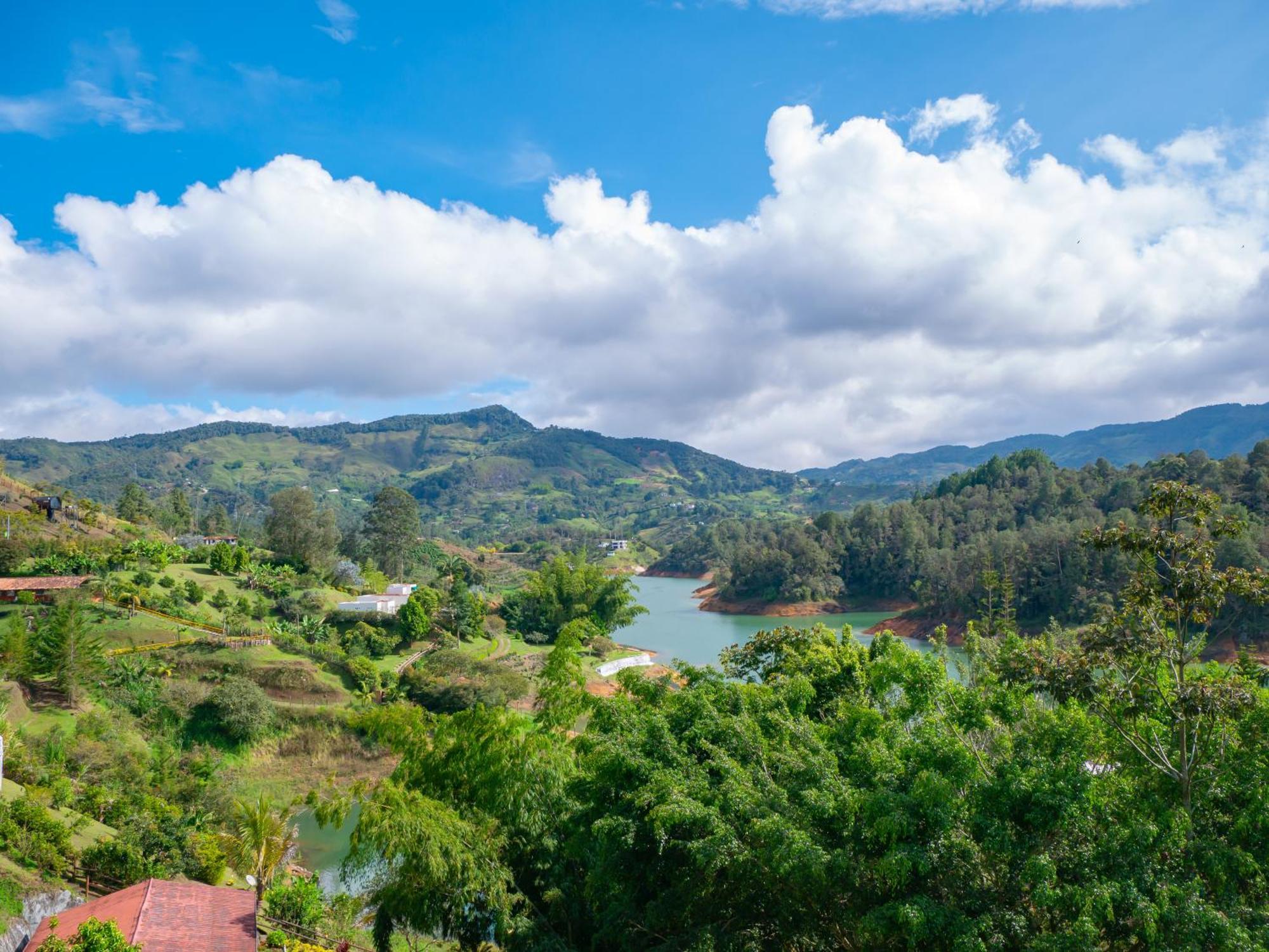 Hermosa casa de campo en GUATAPÉ Exterior foto